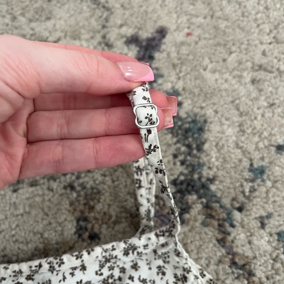 Brandy Melville Tiffany Babydoll Top in Brown and Cream - Picture 3 of 3